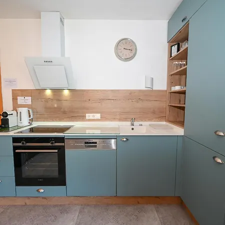 Kitz Residenz Twelve By In One דירה